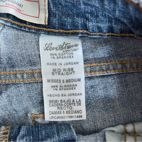 Signature by Levi Strauss Mid Rise Straight Jeans – Women’s Misses Size 6 - Picture 7 of 9